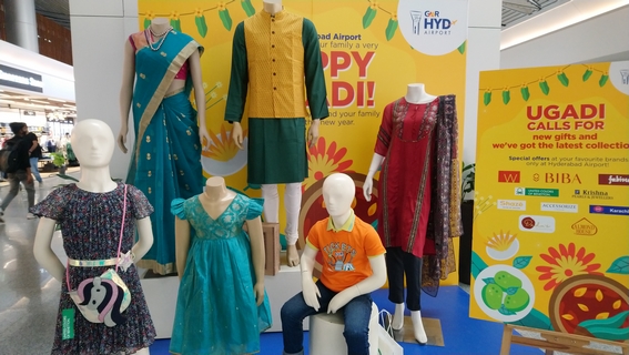 des vêtements d'enfants en Inde